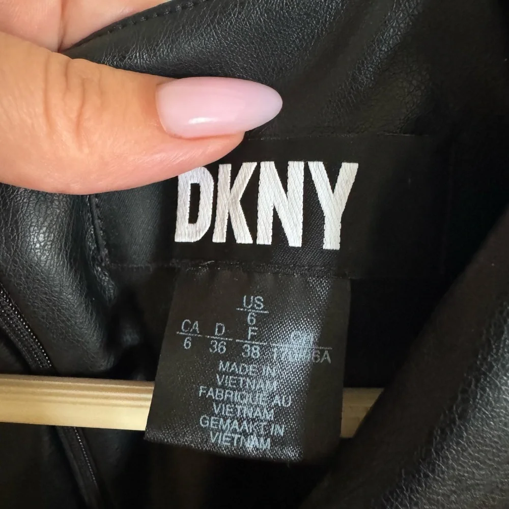 DKNY Black Puff Sleeve Sheath Dress - Picture 3 of 6